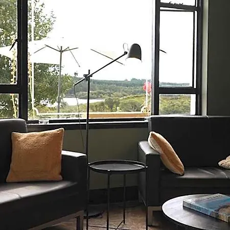 Ben Lettery Hotel